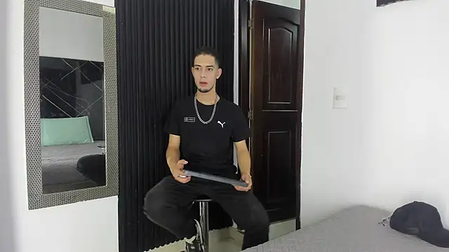  Axel 09 online show from 04-21-26, 03:57