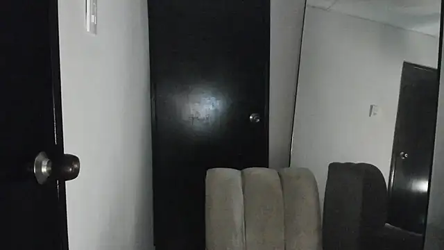 Snapshot of ThiagoLugo chatting on 07-03-26, 02:18 ThiagoLugo online show from 07-03-26, 02:18