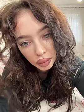 Hannah xBaby online show from 12-20-25, 11:06