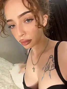 Hannah xBaby online show from 06-06-26, 11:48