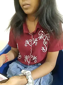 Snapshot of AnkitaDevi chatting on 07-21-26, 04:15 AnkitaDevi online show from 07-21-26, 04:15