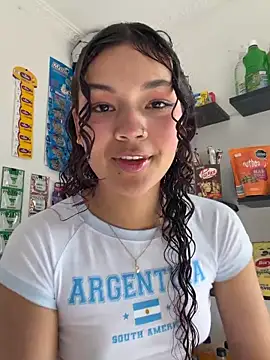 Snapshot of Camilla_Miller01 chatting on 06-16-26, 07:27 Camilla Miller01 online show from 06-16-26, 07:27