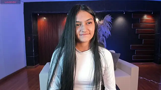 AidaJones online show from 10-06-25, 11:18