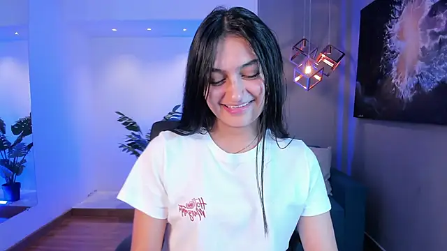 AidaJones online show from 10-07-25, 11:51