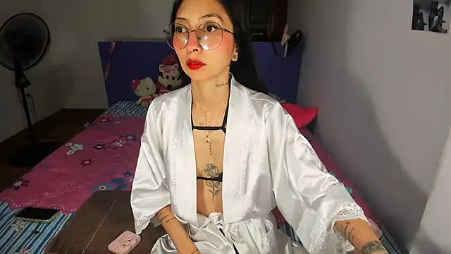 Anais lux online show from 05-22-26, 12:18