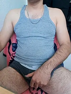 Snapshot of esmerkralkobra chatting on 02-20-26, 12:05 esmerkralkobra online show from 02-20-26, 12:05