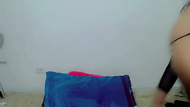 Snapshot of samanthaa_hot_ chatting on 02-24-26, 07:45 samanthaa hot online show from 02-24-26, 07:45