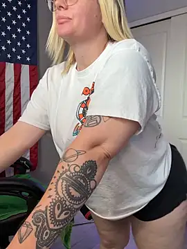 Charlies world online show from 04-16-26, 06:41