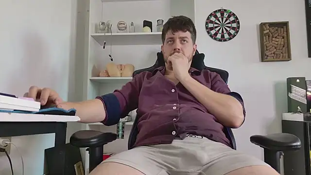 aaron nvk online show from 02-26-26, 09:03