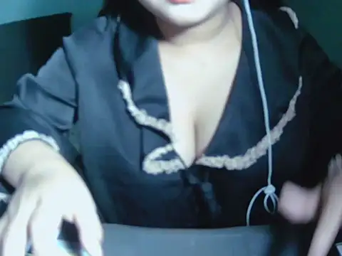 Snapshot of Lily3322 chatting on 07-13-26, 03:48 Lily3322 online show from 07-13-26, 03:48