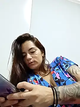 Snapshot of Demy_Rhoades chatting on 04-08-26, 01:33 Demy Rhoades online show from 04-08-26, 01:33