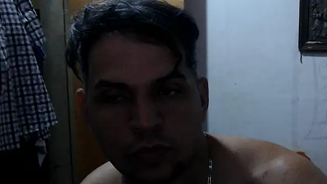 Pillinp01 online show from 10-12-25, 06:34