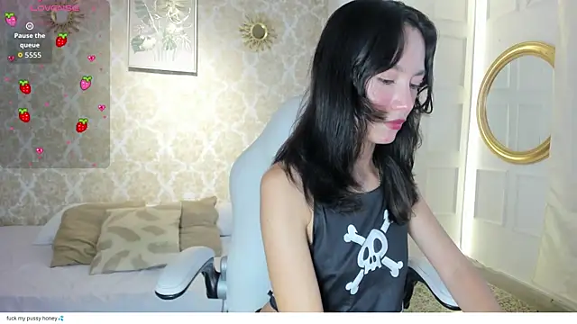 LilyThea online show from 05-29-26, 09:02