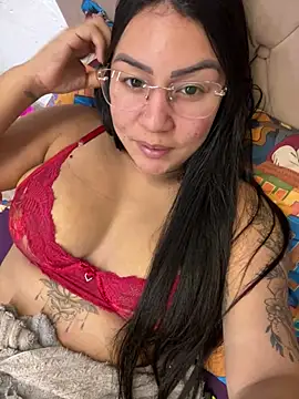 Snapshot of julianamascarada chatting on 07-27-26, 01:34 julianamascarada online show from 07-27-26, 01:34