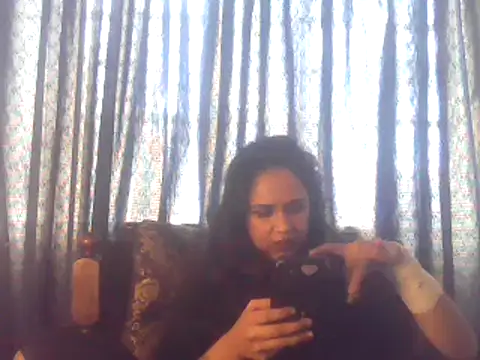 cute indianxo online show from 11-25-25, 09:42