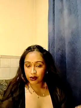 cute indianxo online show from 04-14-26, 06:25