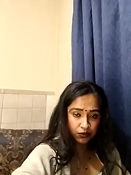 cute indianxo online show from 04-30-26, 08:57