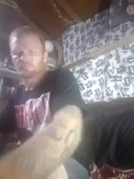 Snapshot of ed31devall chatting on 03-26-26, 05:13 ed31devall online show from 03-26-26, 05:13