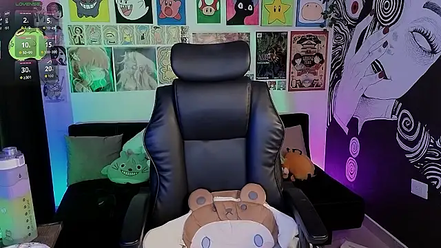 Yuhwan  online show from 03-12-26, 09:54