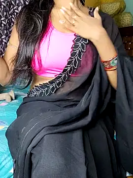 Snapshot of Ur_Lishaa chatting on 04-24-26, 11:01 Ur Lishaa online show from 04-24-26, 11:01