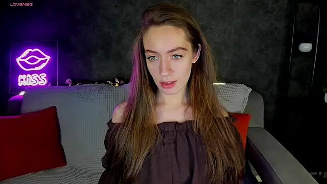 Snapshot of Agnes_Wells chatting on 04-03-26, 01:03 Agnes Wells online show from 04-03-26, 01:03