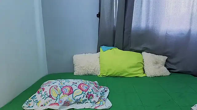 Penelophe01 online show from 03-28-26, 07:02