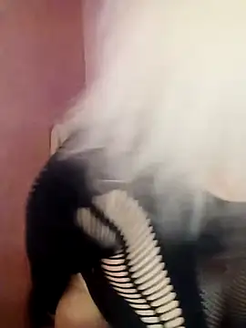 SquirtMilf00 online show from 04-01-26, 03:40