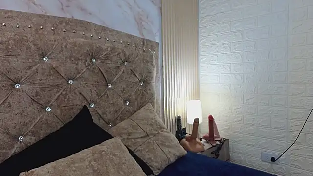 AnastasiaColeman online show from 04-16-26, 09:39