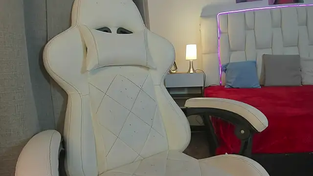 nextboywell1 online show from 05-23-26, 03:23