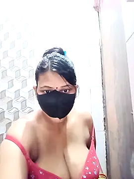 Snapshot of varnika chatting on 03-31-26, 11:10 varnika online show from 03-31-26, 11:10