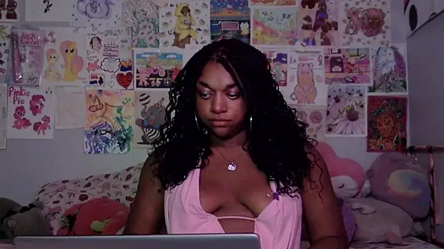 XKimmyGreen online show from 06-25-26, 04:45