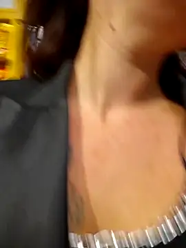 littleladyshelly online show from 09-17-25, 06:37