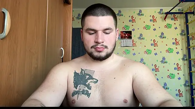 Snapshot of chiraq1945 chatting on 01-10-26, 08:16 chiraq1945 online show from 01-10-26, 08:16