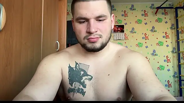 Snapshot of chiraq1945 chatting on 01-19-26, 06:28 chiraq1945 online show from 01-19-26, 06:28