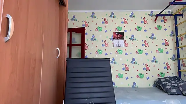 Snapshot of chiraq1945 chatting on 02-21-26, 10:16 chiraq1945 online show from 02-21-26, 10:16