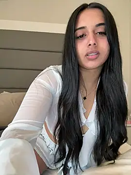 LilMisIndianx online show from 01-12-26, 01:27