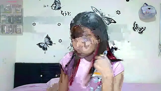 Snapshot of liz7skinny chatting on 06-04-26, 10:16 liz7skinny online show from 06-04-26, 10:16