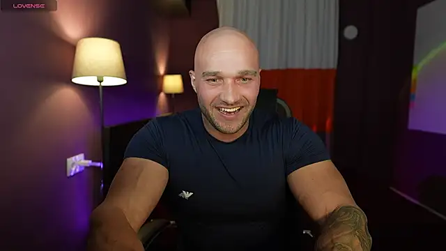RikAdlerr online show from 05-18-26, 03:07
