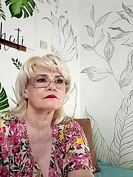 Snapshot of Catty_Lady chatting on 06-11-26, 06:50 Catty Lady online show from 06-11-26, 06:50