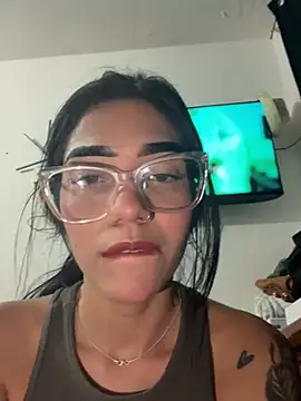 Snapshot of ElaRose_12 chatting on 04-19-26, 08:22 ElaRose 12 online show from 04-19-26, 08:22