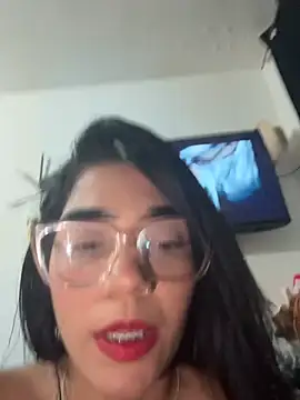 Snapshot of ElaRose_12 chatting on 04-26-26, 08:06 ElaRose 12 online show from 04-26-26, 08:06