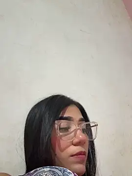 Snapshot of ElaRose_12 chatting on 05-09-26, 05:12 ElaRose 12 online show from 05-09-26, 05:12