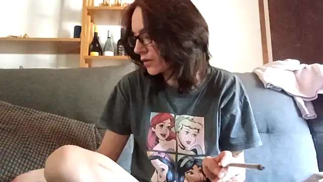 Goticmom online show from 04-16-26, 01:12