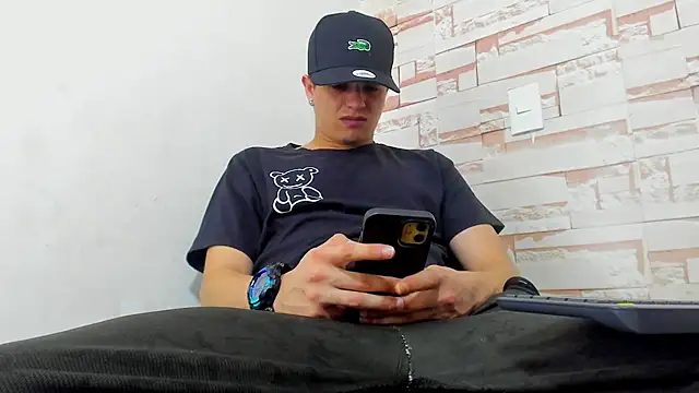 Themasterhades 777 online show from 09-22-25, 09:50