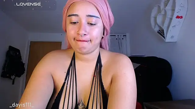 dayis sweet online show from 04-15-26, 01:56