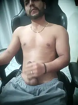 Kartikkartik8595 online show from 04-11-26, 08:35