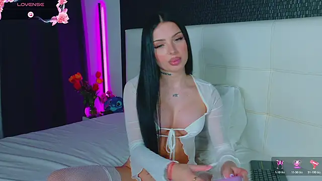 AshleyEttheenn online show from 04-10-26, 05:28