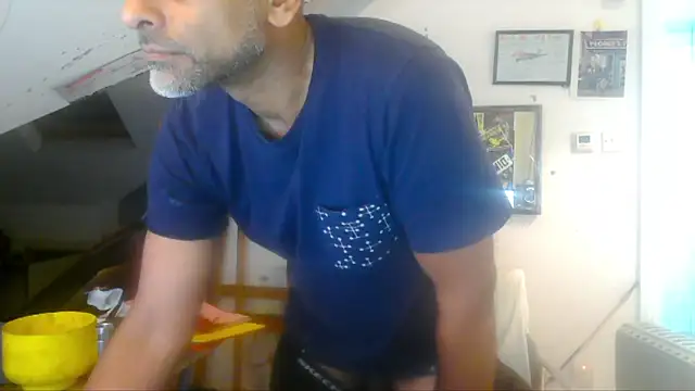 Snapshot of mista_sista_fista chatting on 04-15-26, 11:16 mista sista fista online show from 04-15-26, 11:16