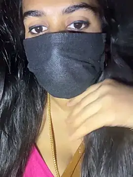 umairahaasan 1 online show from 03-12-26, 05:41