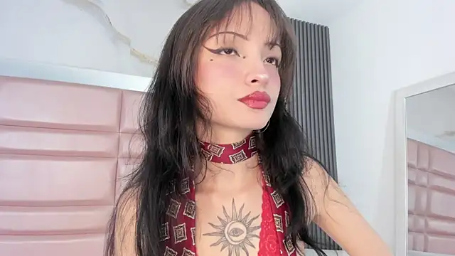 MaddieStark online show from 10-15-25, 07:03